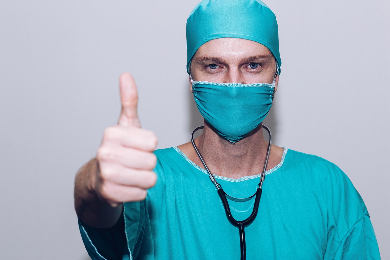 Fueling the Front Lines: A Nurse’s Guide to Not Eating Like a Garbage Disposal